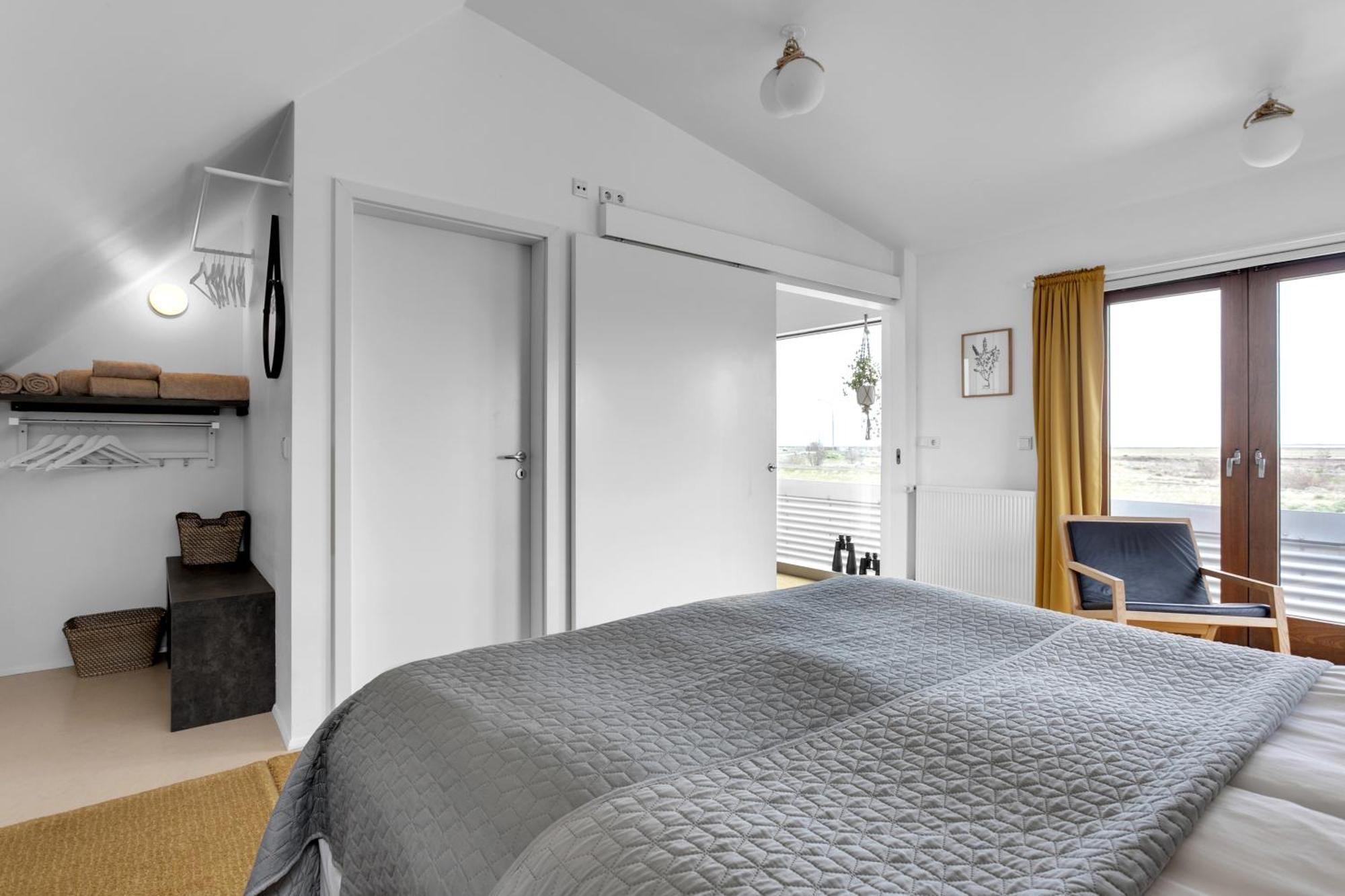Eyvindarholt Guesthouse Alftanes Экстерьер фото